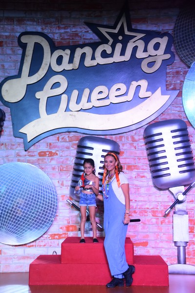 Dancing Queen un hommage a Abba by Kazadoo